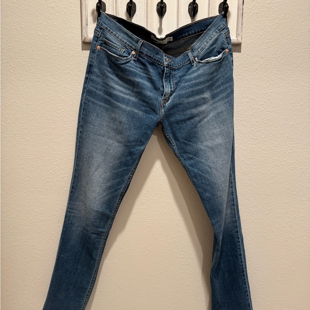 Levi’s Classic Blue Women’s Jeans 524 Skinny Size 15 W32 L32